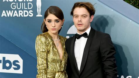 is natalia dyer married.